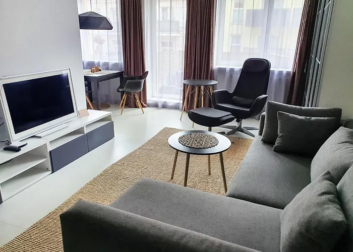 아파트 Whitebeeapartament *